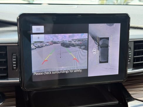 Used 2021 Ford Explorer Limited w/ Equipment Group 301A RWD image 25
