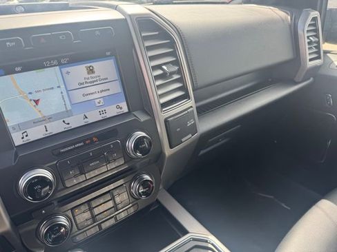 Used 2018 Ford F150 Platinum w/ Equipment Group 701A Luxury image 18