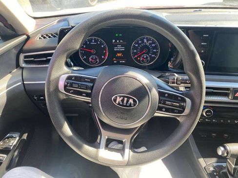 Used 2021 Kia K5 LX FWD image 10