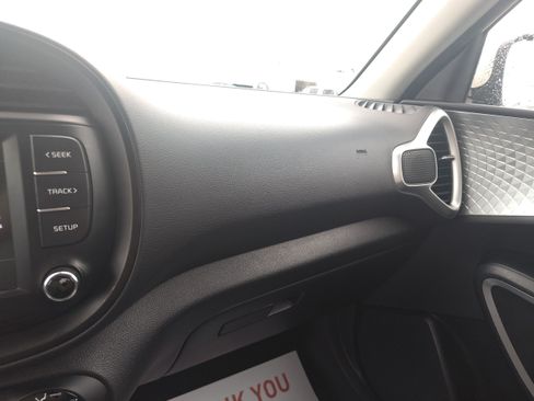 Used 2022 Kia Soul LX w/ Technology Package FWD image 7