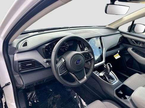 Certified 2025 Subaru Outback Premium w/ Popular Package #1A AWD/4WD image 9