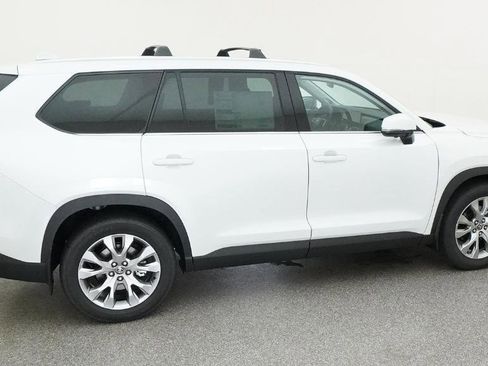 New 2026 Toyota Grand Highlander Limited image 49