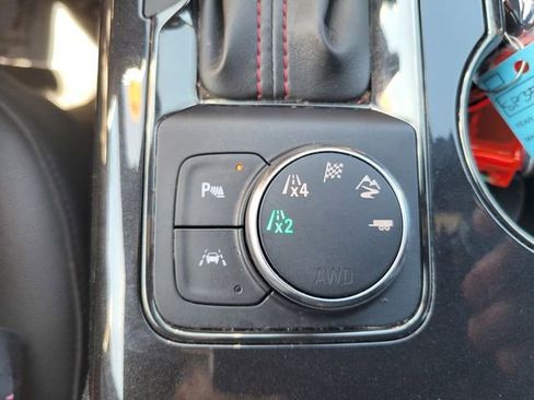 Used 2022 Chevrolet Blazer RS w/ Enhanced Convenience Package image 25