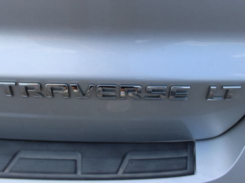 Used 2016 Chevrolet Traverse LT FWD image 10