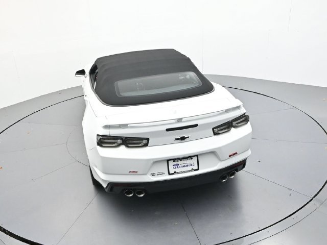 Used 2023 Chevrolet Camaro LT RWD image 40