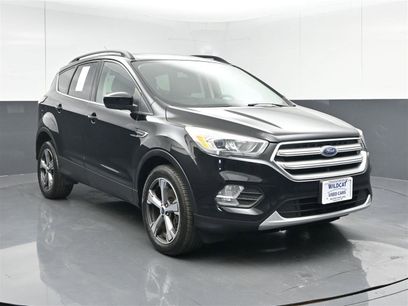 Used 2017 Ford Escape SE w/ SE Leather Comfort Package