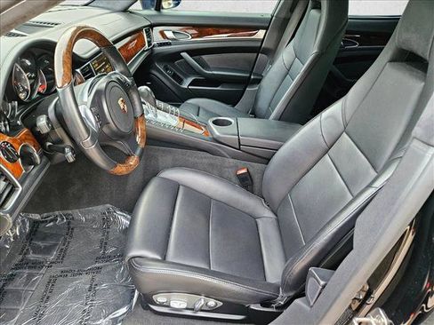 Used 2012 Porsche Panamera Turbo image 17
