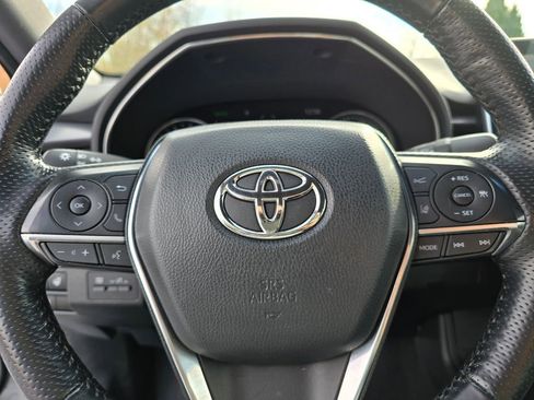 Used 2021 Toyota Avalon XSE image 25