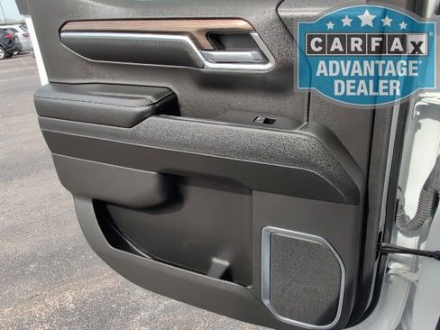 Used 2023 Chevrolet Silverado 1500 RST image 10