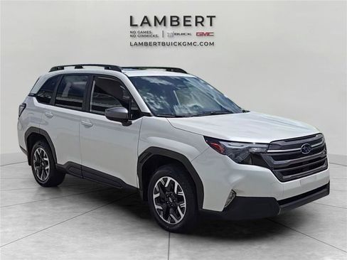 Used 2025 Subaru Forester Premium w/ Convenience Package #1 AWD/4WD image 7