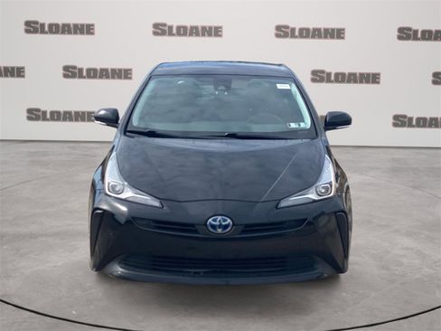 Used 2019 Toyota Prius LE image 8