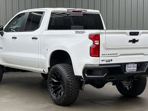 Used 2026 Chevrolet Silverado 1500 LT Trail Boss w/ LT Trail Boss Premium Package image 3