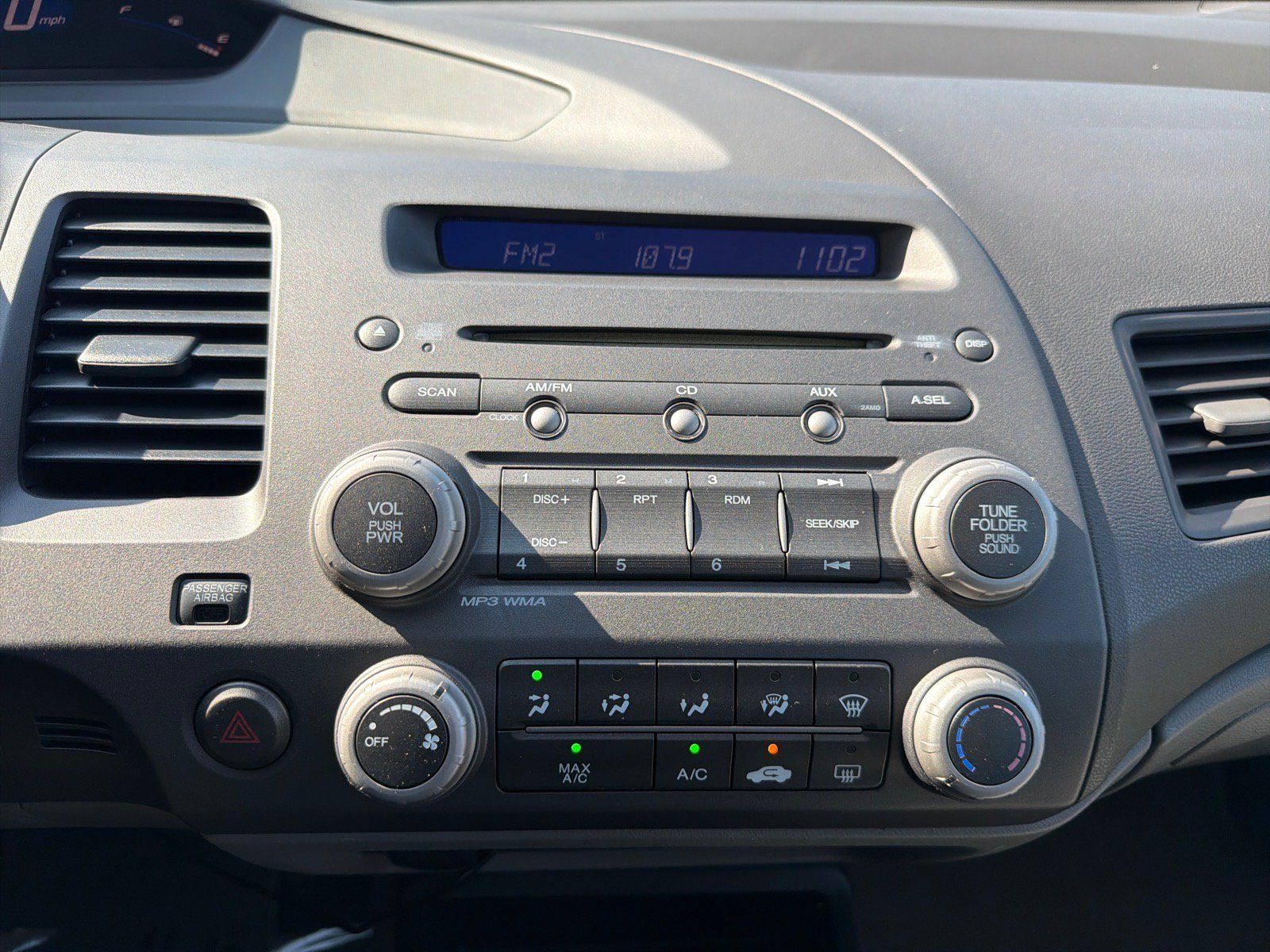Used 2010 Honda Civic LX image 17