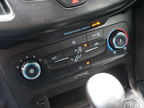 Used 2018 Ford Focus ST FWD image 20