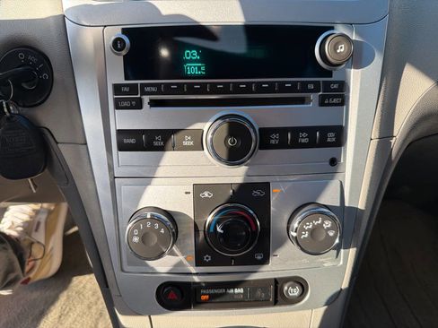Used 2009 Chevrolet Malibu LT w/ HFV6 Engine Package image 24