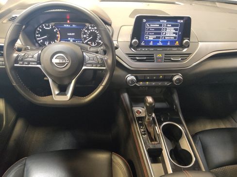 Used 2024 Nissan Altima 2.5 SR FWD image 22