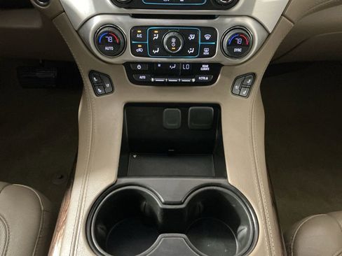 Used 2018 GMC Yukon SLT w/ Premium Edition RWD image 12