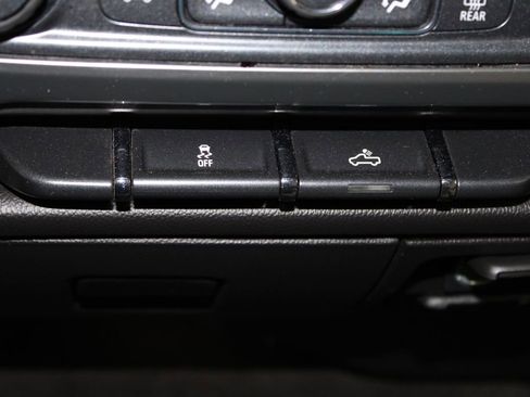 Used 2017 Chevrolet Silverado 1500 LT w/ All Star Edition image 29