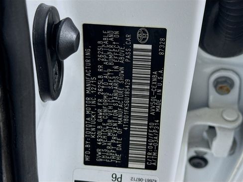 Used 2016 Toyota Camry LE image 40