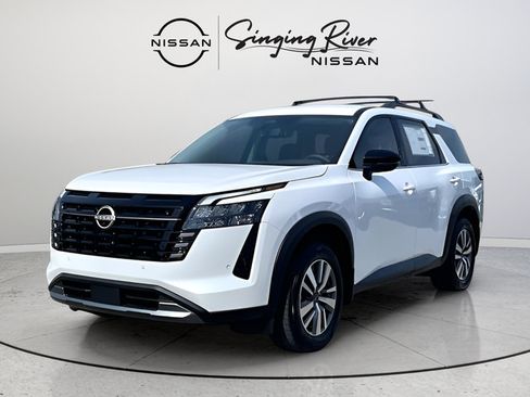 New 2026 Nissan Pathfinder SL FWD image 3