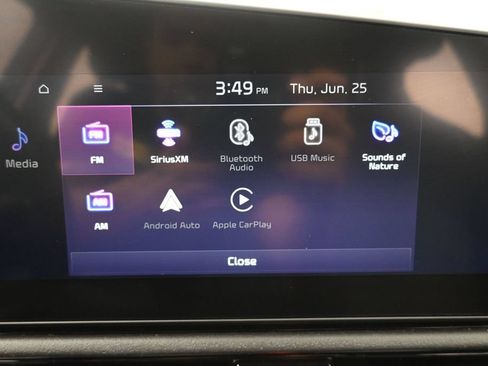 Used 2023 Kia Niro EX FWD image 13