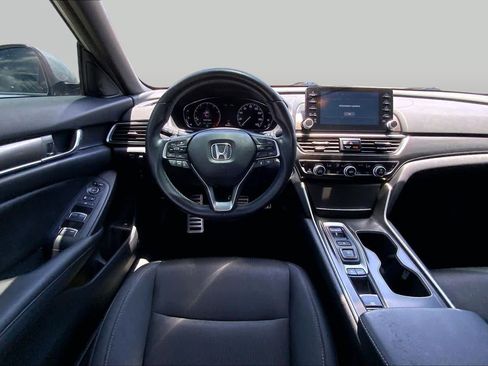 Used 2019 Honda Accord Sport image 6