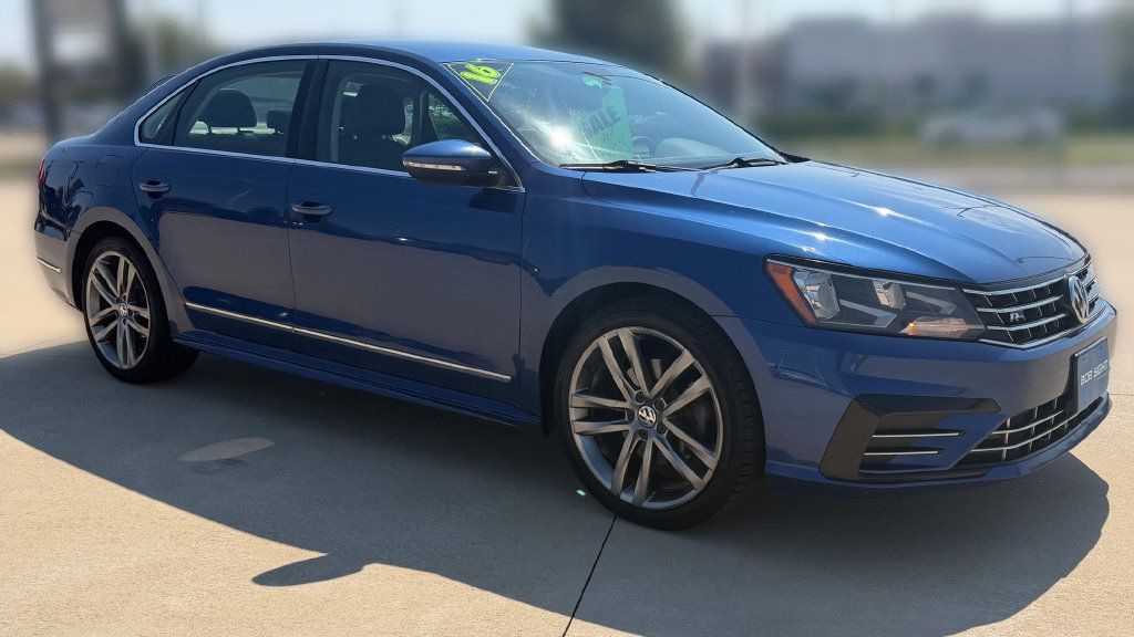 Used 2016 Volkswagen Passat 1.8T R-Line FWD image 7