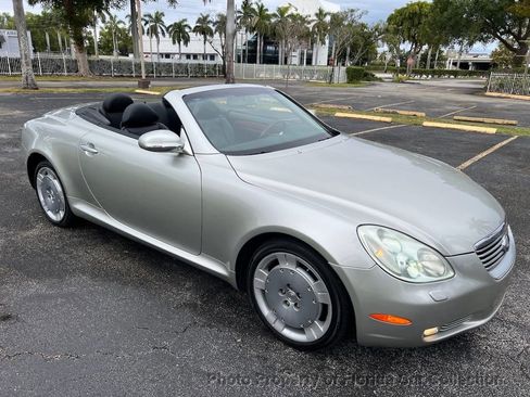 Used 2002 Lexus SC 430 Convertible RWD image 3