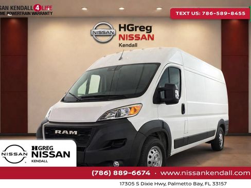 Used 2025 RAM ProMaster 2500 w/ Convenience Group FWD image 1