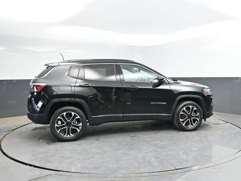 Used 2022 Jeep Compass Limited AWD/4WD image 10