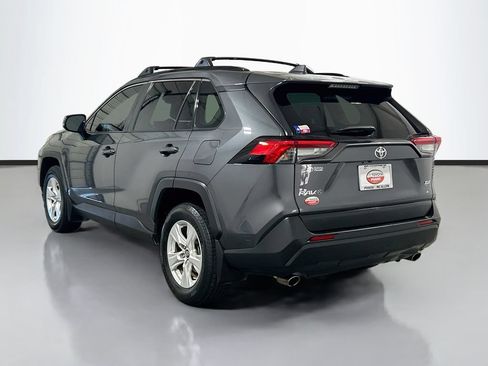 Used 2019 Toyota RAV4 XLE w/ Convenience Package FWD image 6