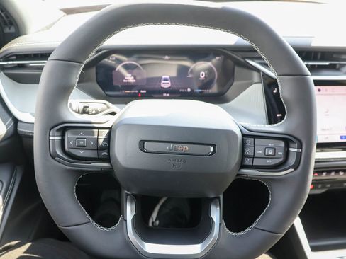 New 2026 Jeep Cherokee Laredo AWD/4WD image 28