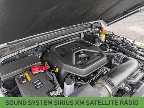 Used 2025 Jeep Wrangler Unlimited Sahara image 12