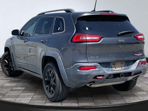 Used 2016 Jeep Cherokee Trailhawk w/ Comfort/Convenience Group AWD/4WD image 21