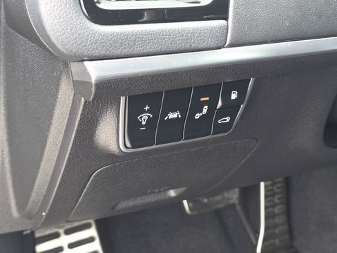 Used 2020 Kia Stinger GT2 RWD image 22
