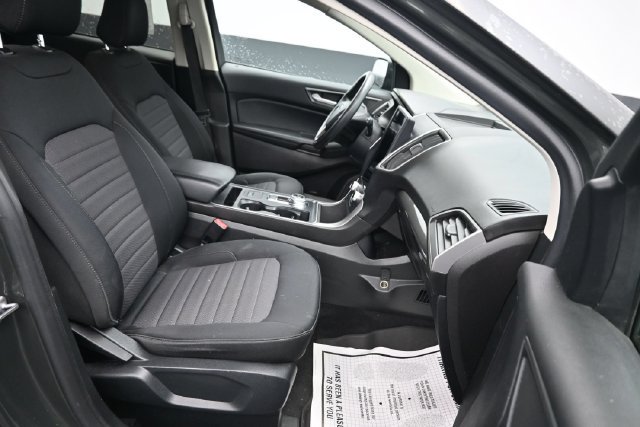 Used 2022 Ford Edge SE w/ Black Appearance Package AWD/4WD image 7