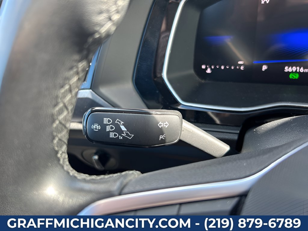 Used 2024 Volkswagen Jetta SE FWD image 17