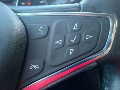 Used 2021 Chevrolet Equinox LT image 20