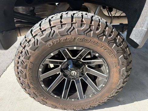 Used 2024 Chevrolet Silverado 2500 LTZ AWD/4WD image 9