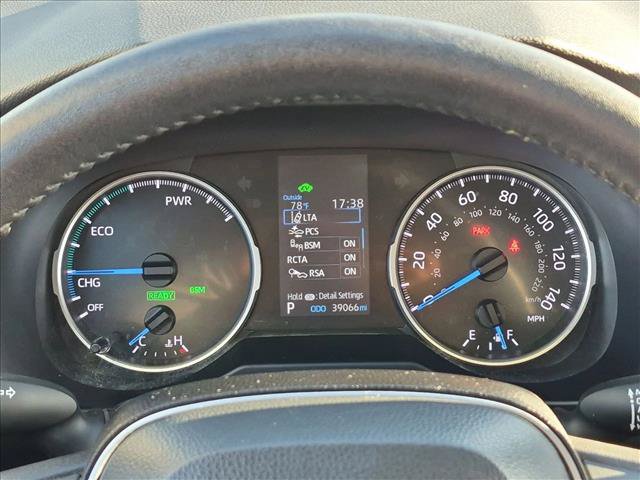 Used 2022 Toyota RAV4 XLE Premium AWD/4WD image 11
