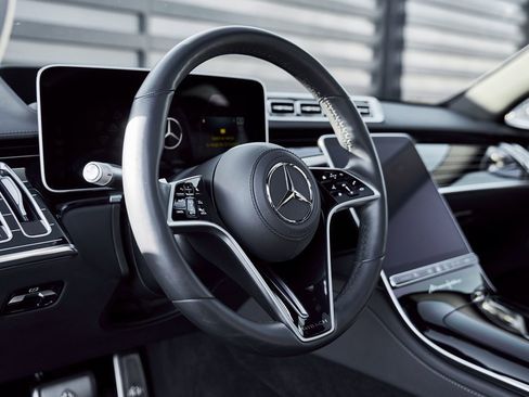 Used 2023 Mercedes-Benz Maybach S 680 4MATIC image 36