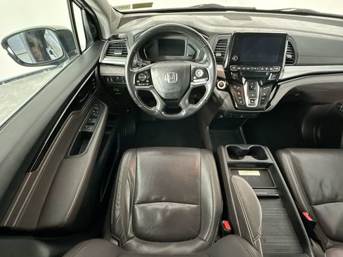 Used 2019 Honda Odyssey Elite image 9