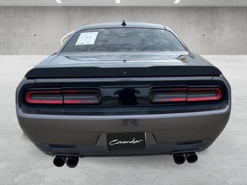 Used 2015 Dodge Challenger R/T Scat Pack RWD image 15