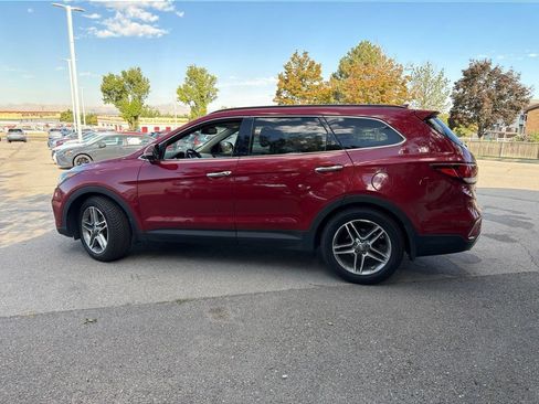 Used 2017 Hyundai Santa Fe AWD w/ Cargo Package image 9