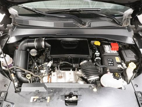 Used 2024 Jeep Compass Limited image 3