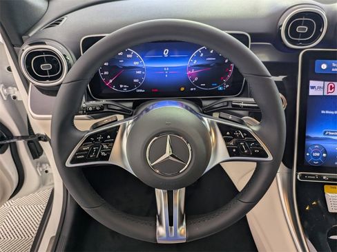 New 2026 Mercedes-Benz GLC 300 image 13