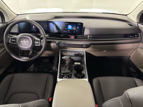 New 2026 Kia Carnival EX FWD image 34