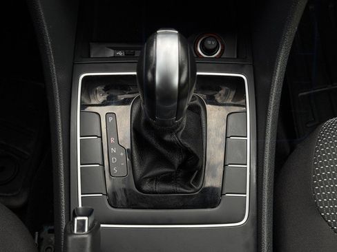 Used 2018 Volkswagen Passat 2.0T S image 22