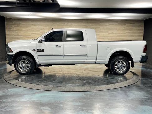 Used 2015 RAM 3500 Laramie w/ Cold Weather Group AWD/4WD image 25