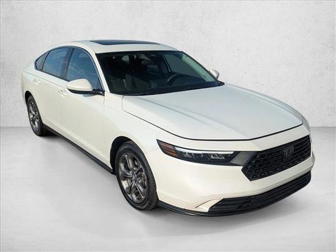 Used 2024 Honda Accord EX image 3